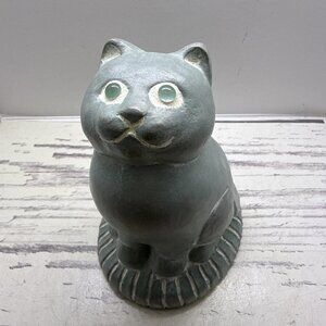 1986 Signed Isabel Bloom Hand Made Concrete Sculpture Kitten Cat 5 1/2" USA